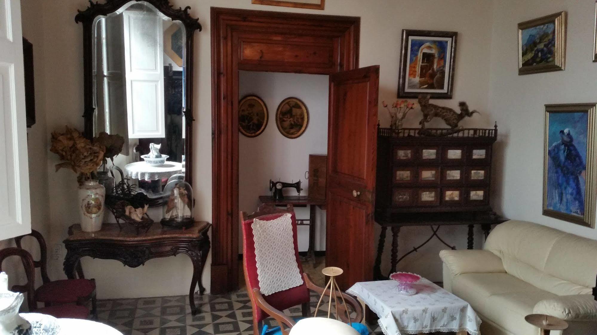 Hostal Pons Palma de Mallorca Buitenkant foto